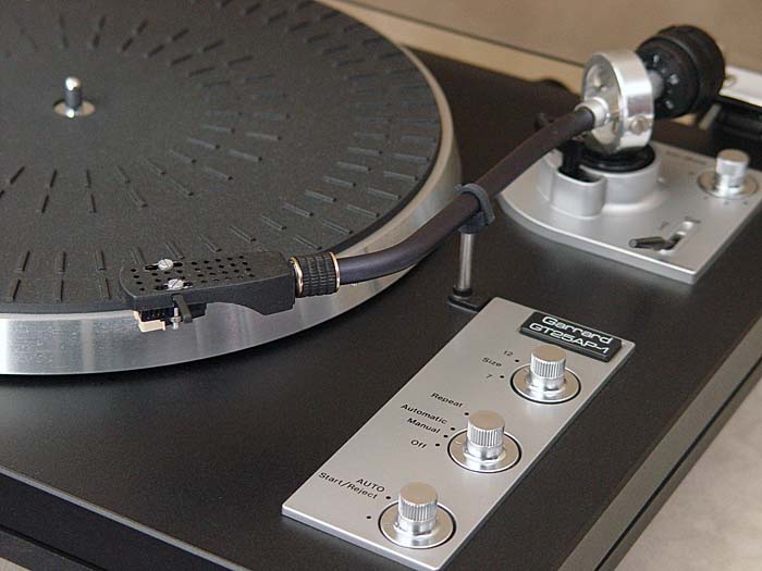 Vintage Turntables | Record Player | Phonograph | DJ Turntables